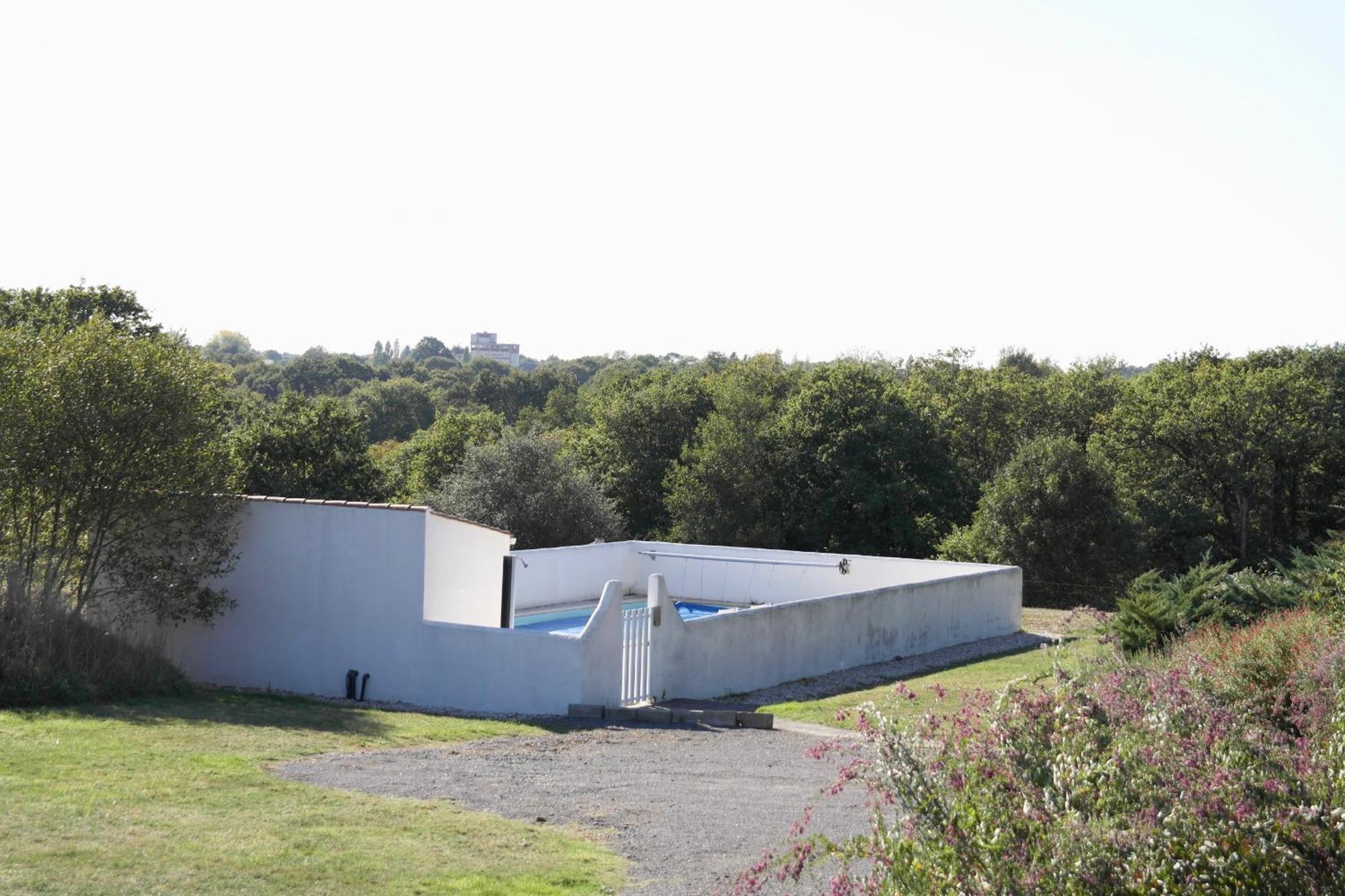 Maison De Campagne Pour 6 Avec Piscine Commequiers Exterior foto